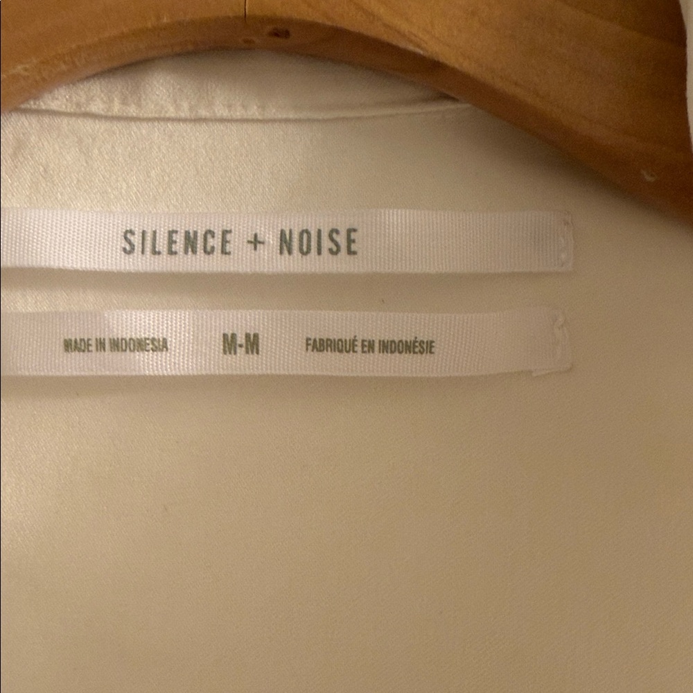 Silence + Noice White Zip Jacket - Picture 2 of 9